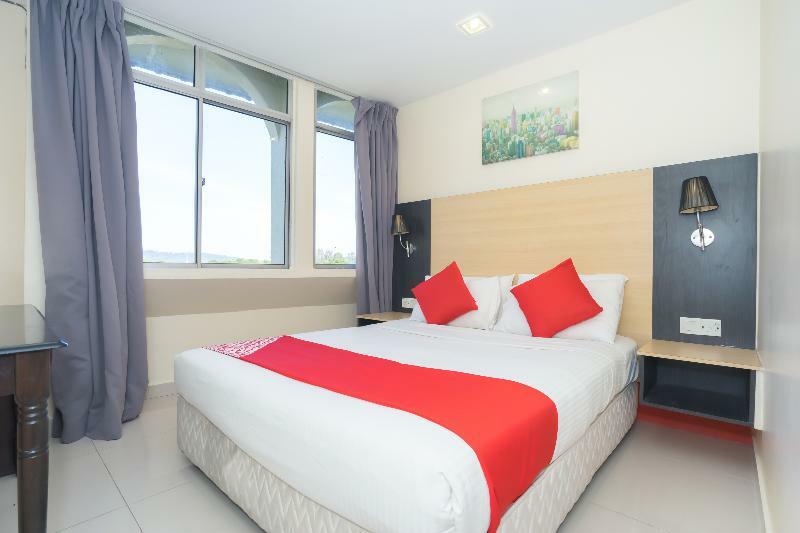 Oyo 786 The Citilite Hotel Куантан Экстерьер фото