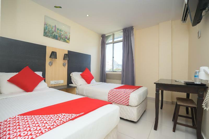 Oyo 786 The Citilite Hotel Куантан Экстерьер фото